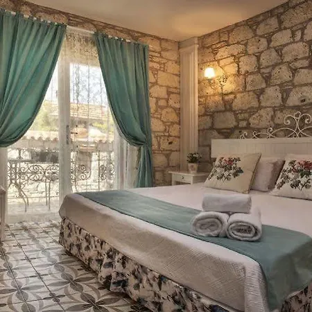 Vodina Hotel 2*