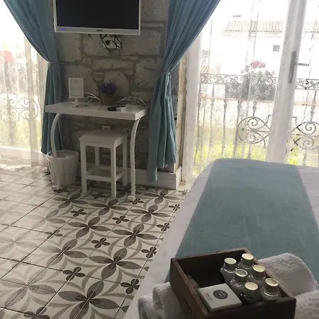 Vodina فندق ألاتشاتي