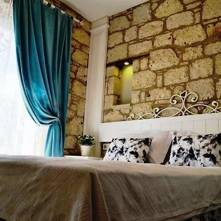 فندق Vodina 2*